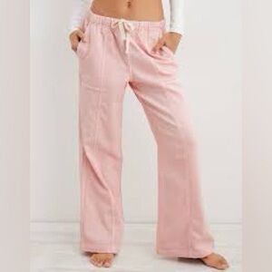 NWT Aerie Me Day Tie-Waist Pants XL
PINK
